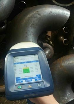 Legierter Stahl-konzentrischer Reduzierer ASTM A234 WP12 ASTM A815 für Kolben-Schweißung 2