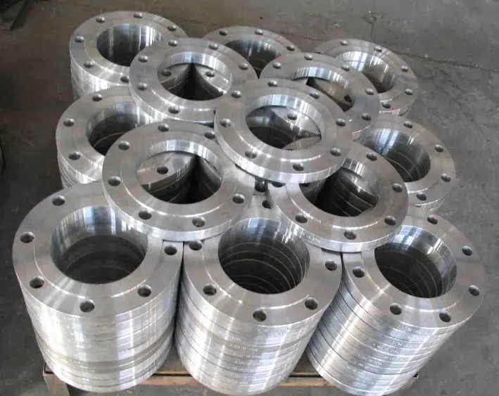 Round Shape ASTM A105 Stainless Steel Forge Flanges Highly Durable  Forge Flanges